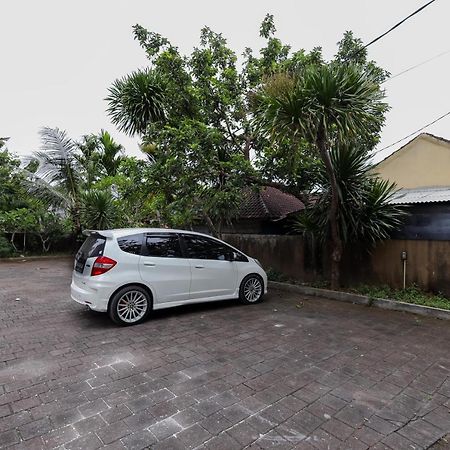 Urbanview Hotel Wg Jimbaran Bali Ungasan Extérieur photo