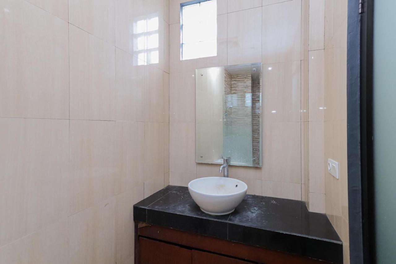 Urbanview Hotel Wg Jimbaran Bali Ungasan Extérieur photo